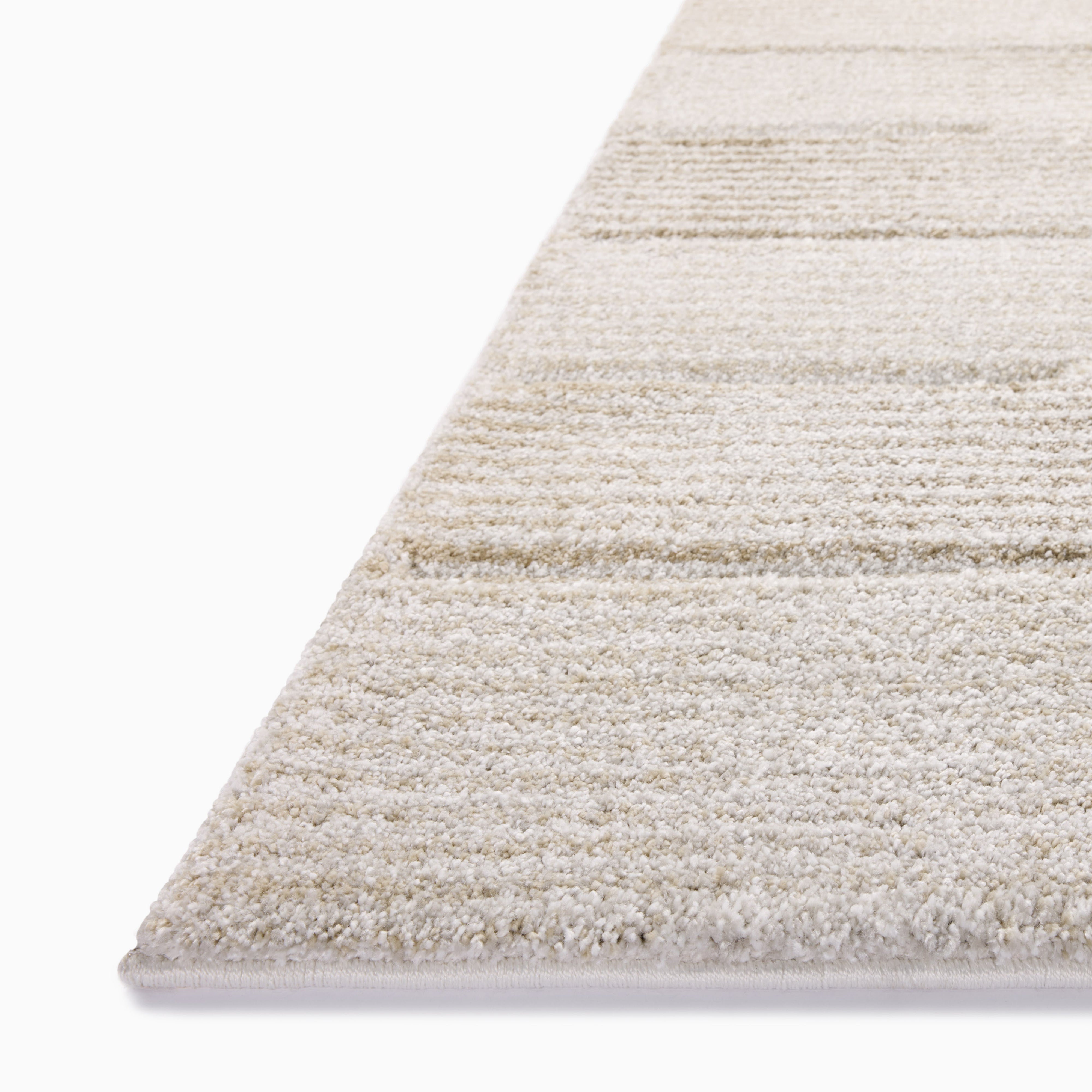 Broderick Polypropylene Pile Rug in Mist / Dune