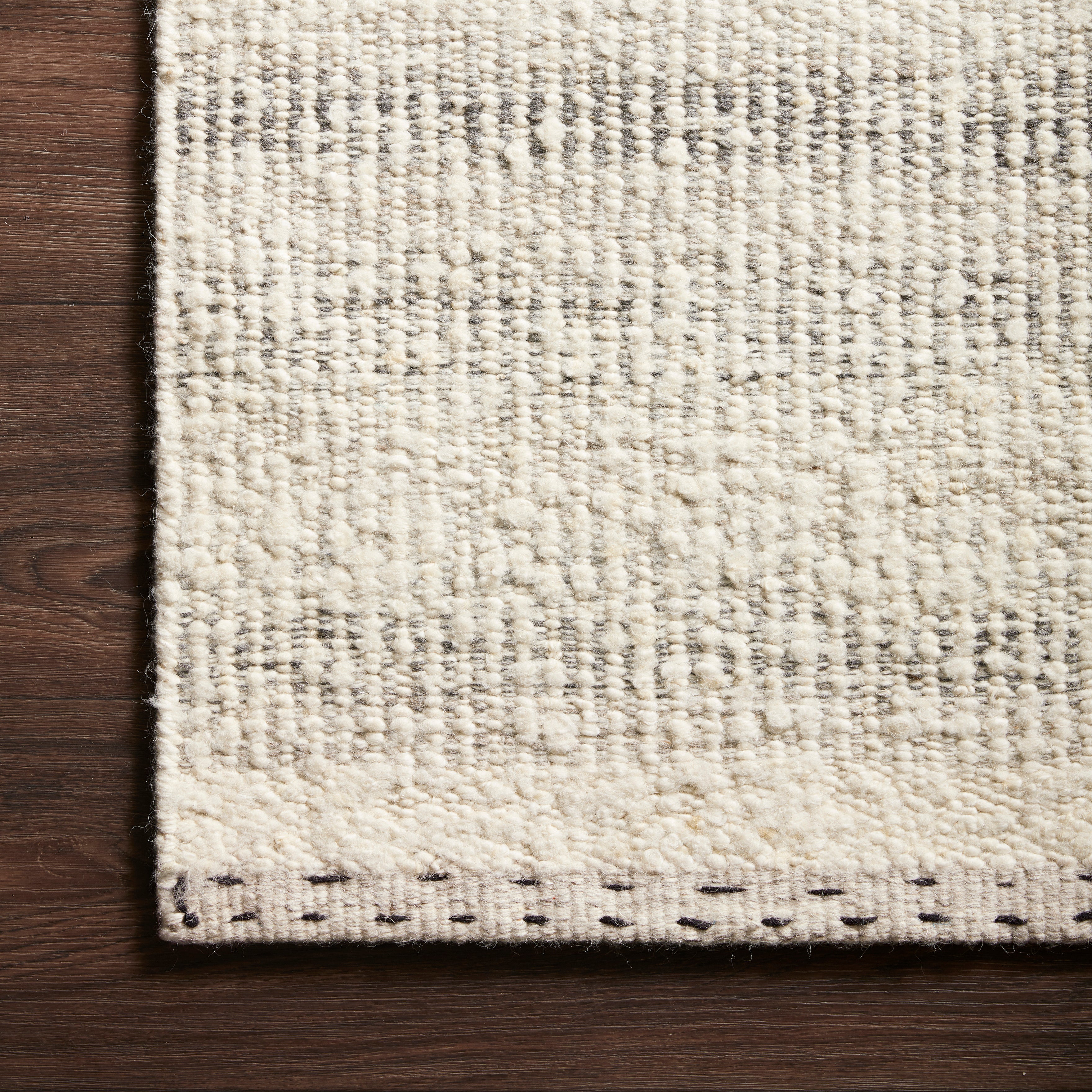 Everson Wool Blend Rug in Pearl