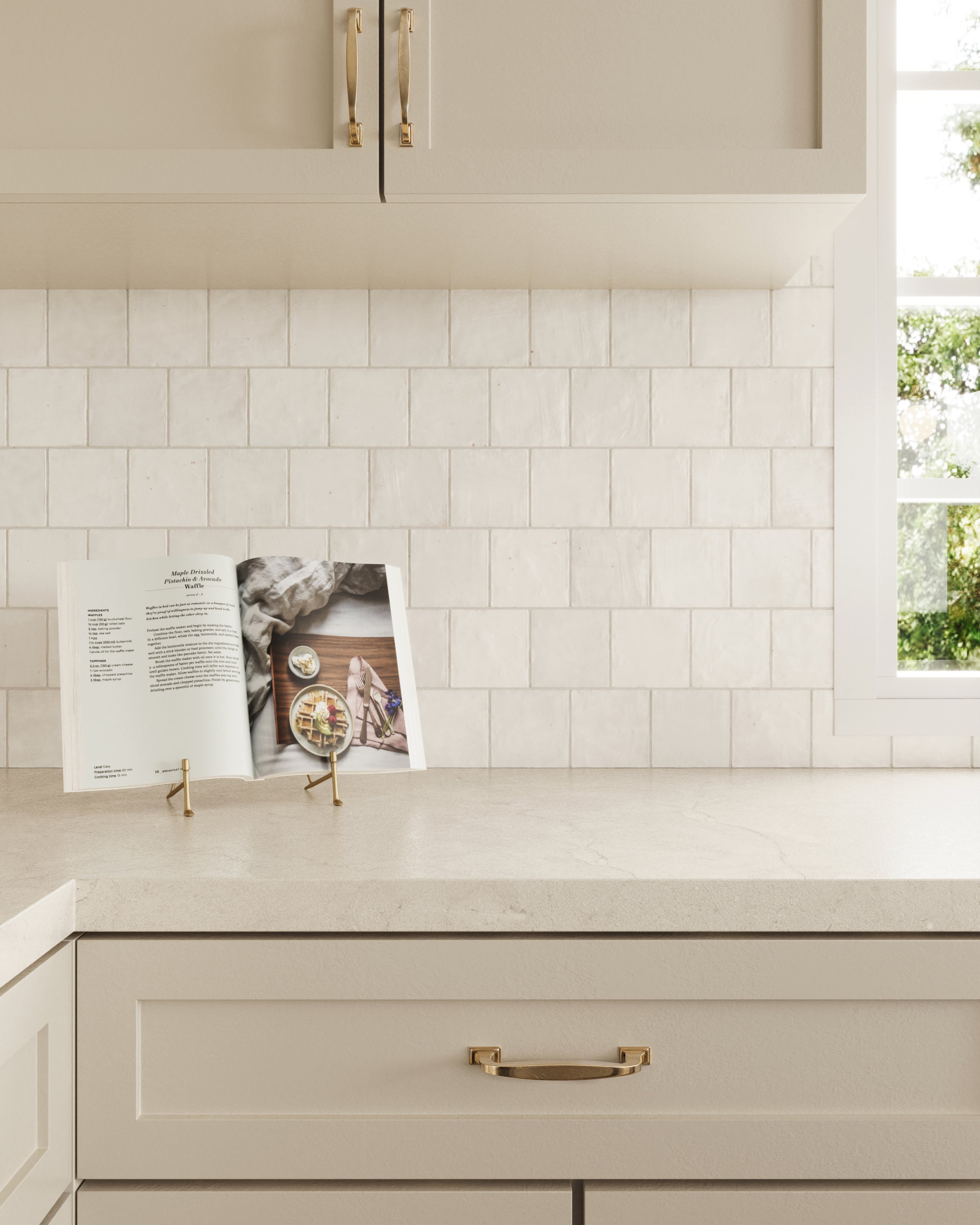 Everly 4x4 Matte Ceramic Tile in Cloud