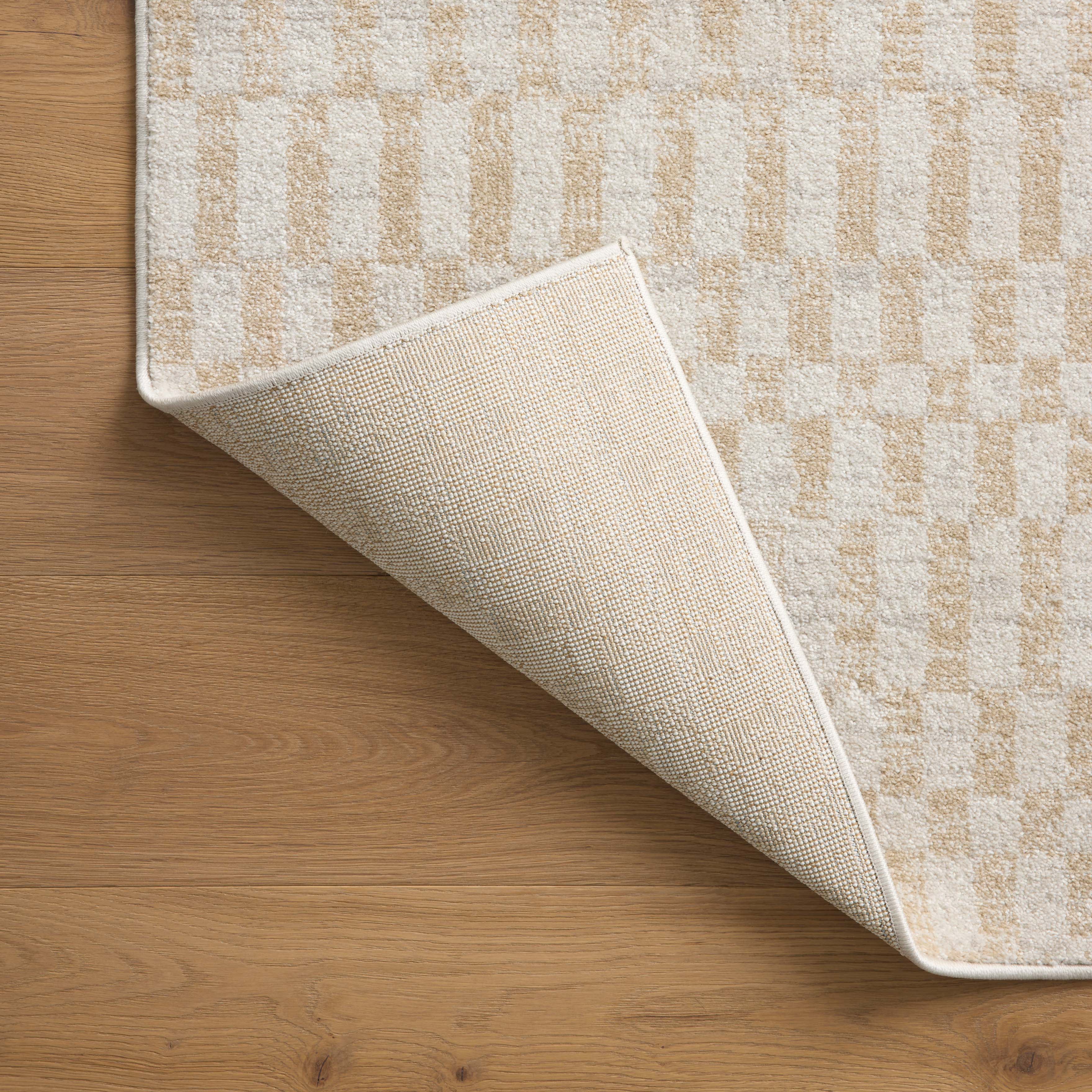 Liddy Polyester Pile Rug in Cream / Sand