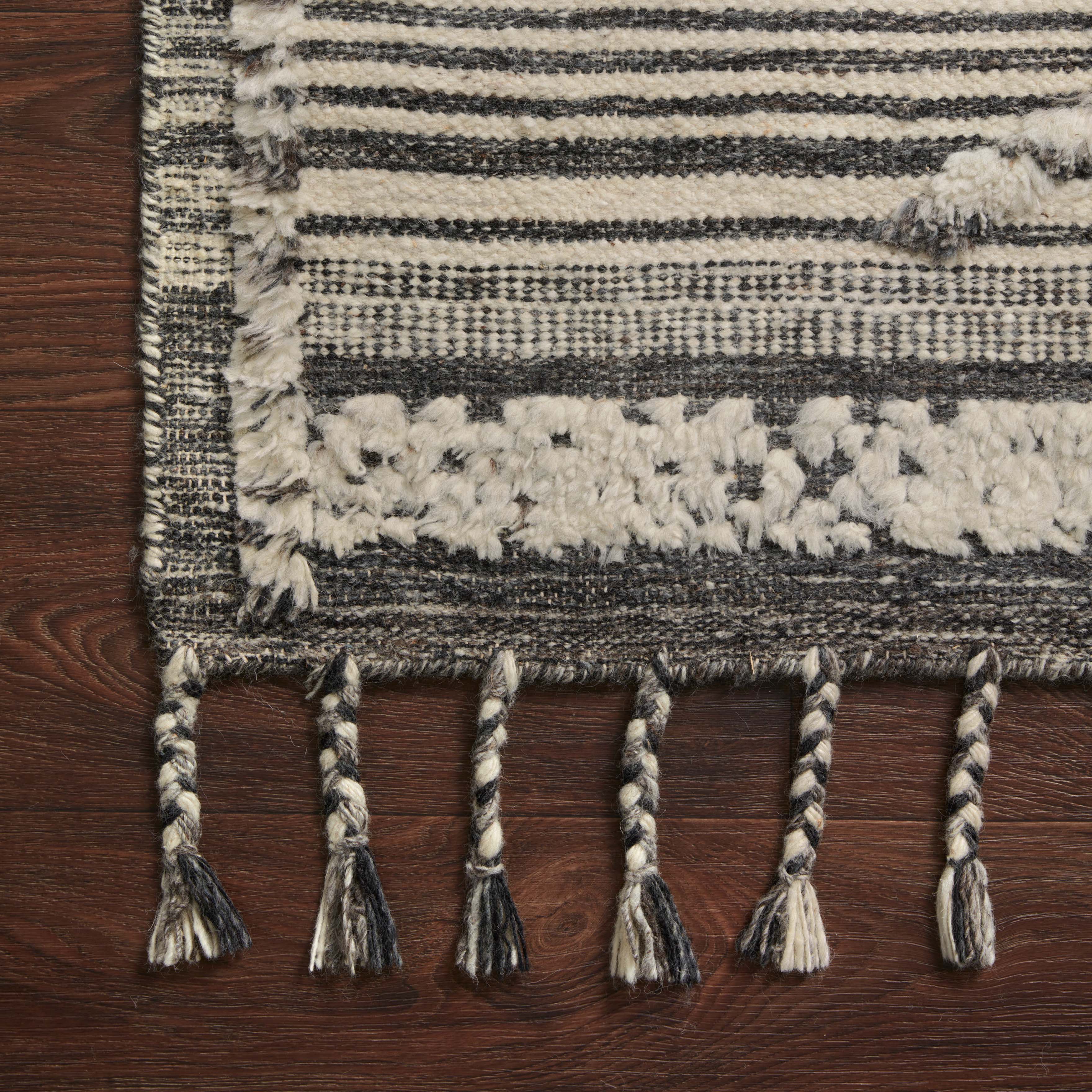 Micah Wool Blend Rug in Cream / Graphite