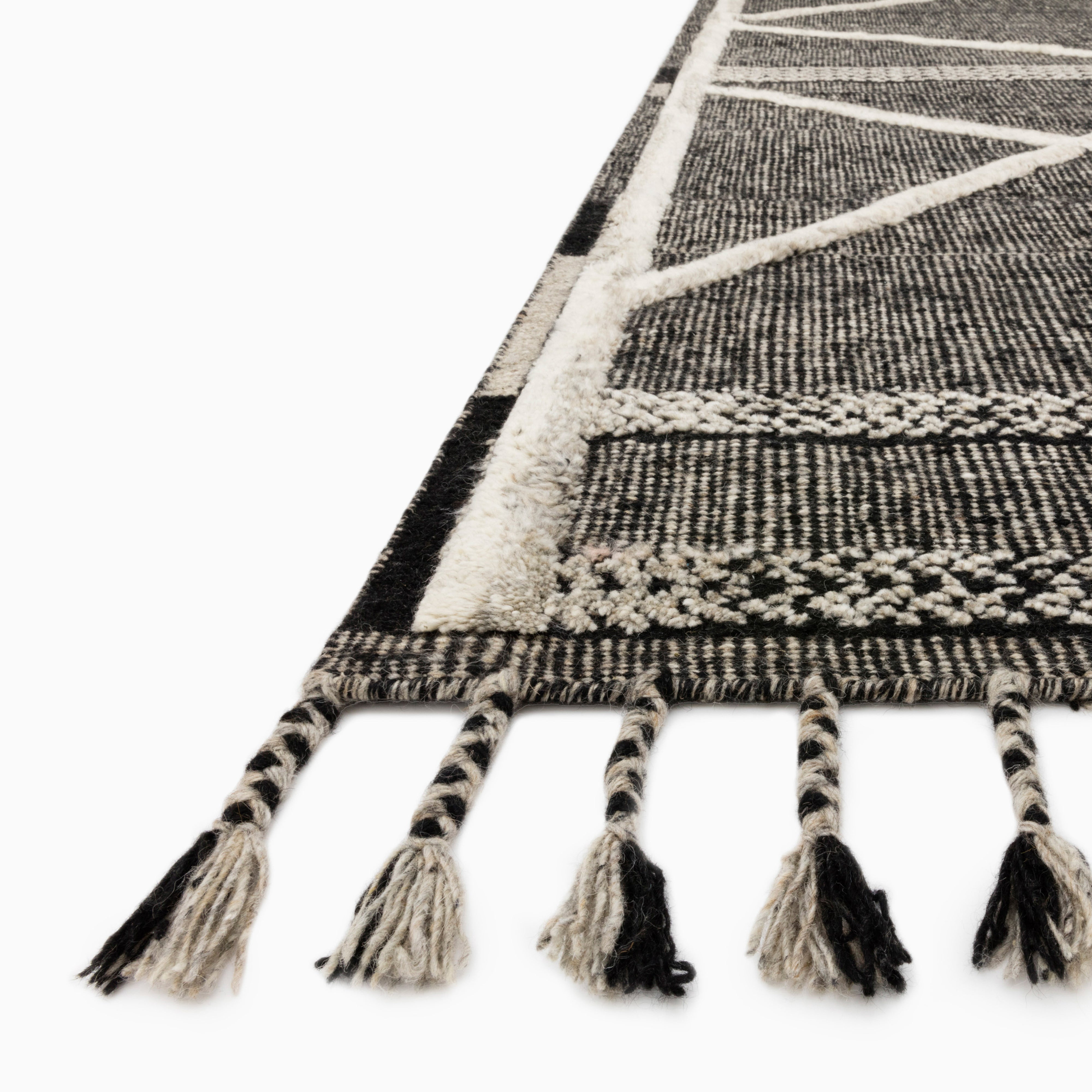 Micah Wool Blend Rug in Natural / Graphite